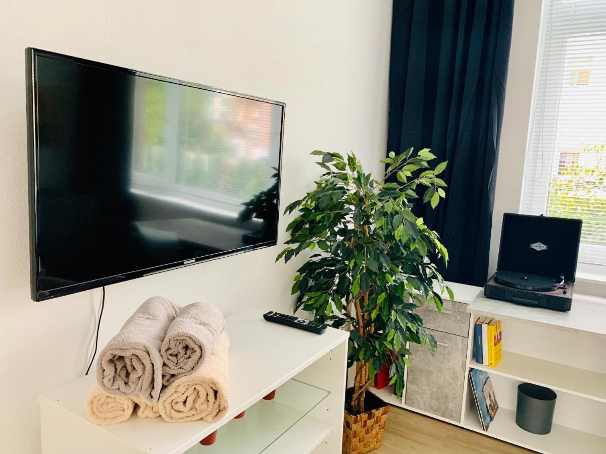 Moderner Bungalow, 20 Minuten bis Hannover City, 24h Check-In Garbsen Exterior foto