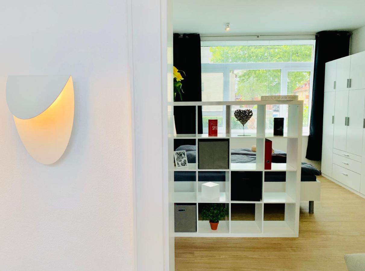 Moderner Bungalow, 20 Minuten bis Hannover City, 24h Check-In Garbsen Exterior foto